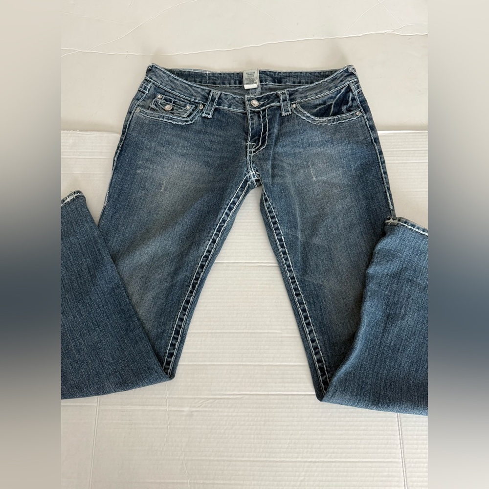 Low Rise True Religion Jeans Size 32 - Picture 4 of 13